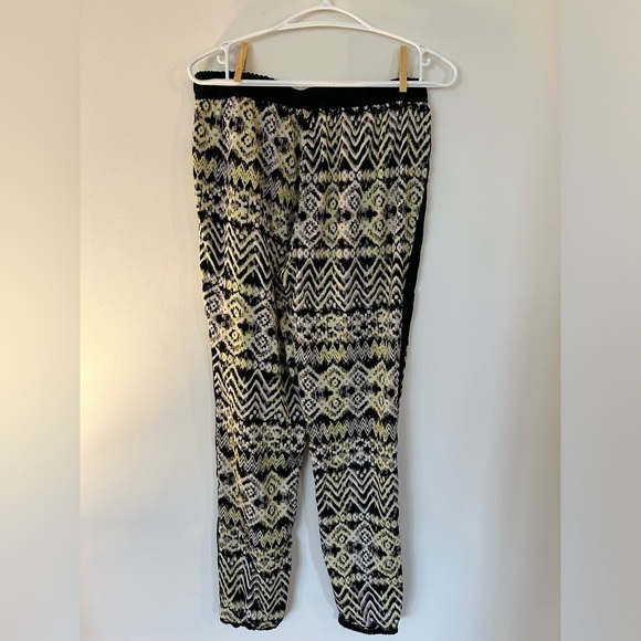 Vera Wang Pants - Picture 5 of 5